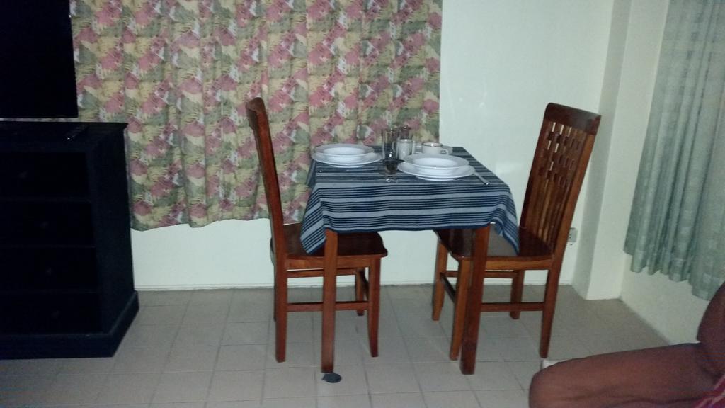 Indogee Apartments Pattaya Luaran gambar