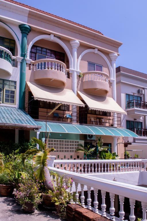 Indogee Apartments Pattaya Luaran gambar