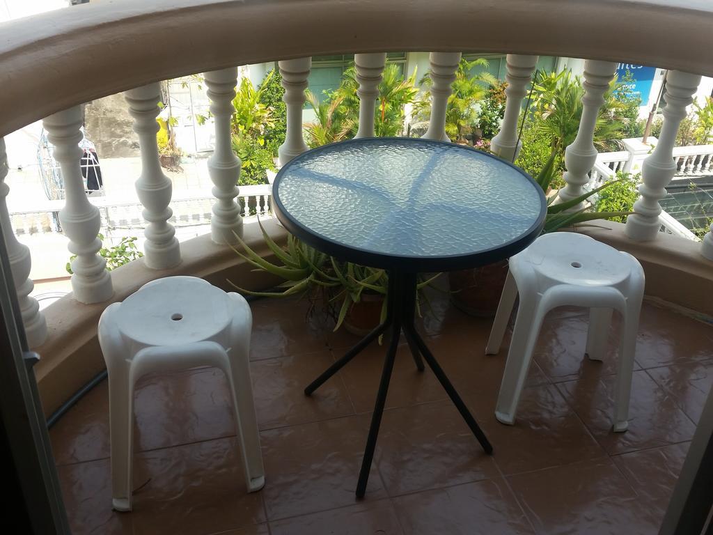 Indogee Apartments Pattaya Luaran gambar